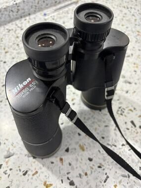 Nikon 10x50 6.5° Wide Field Binoculars Porro Prism Black WITH Lanyard Excellent